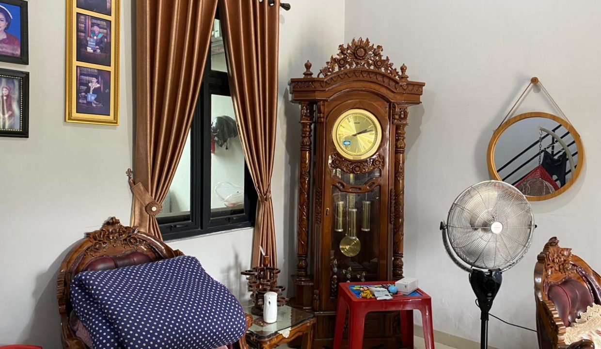 Dijual 1 Unit Town House Sangat Bagus dan Terawat Lokasi Strategis Jl Macan Kumbang (12)