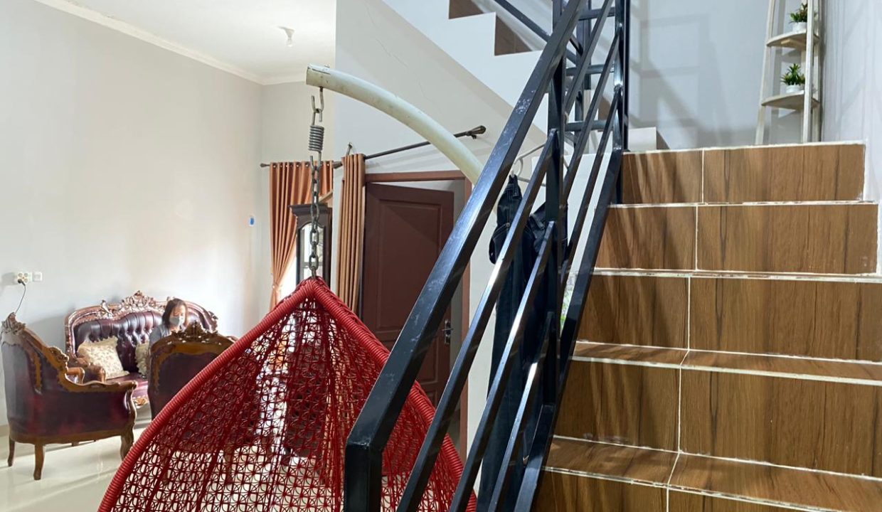 Dijual 1 Unit Town House Sangat Bagus dan Terawat Lokasi Strategis Jl Macan Kumbang (3)