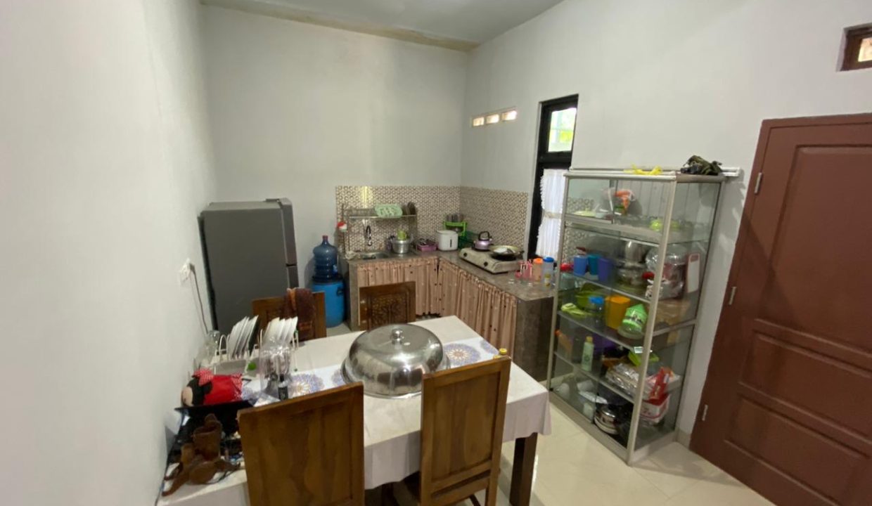 Dijual 1 Unit Town House Sangat Bagus dan Terawat Lokasi Strategis Jl Macan Kumbang (9)