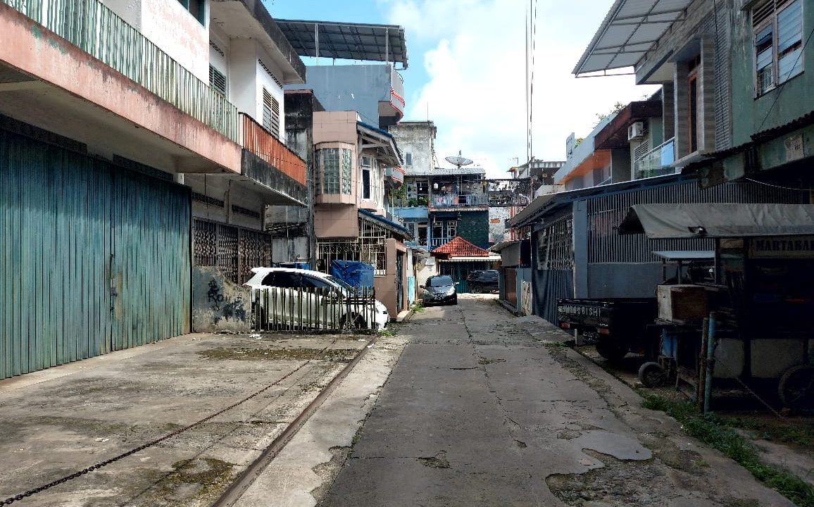 Dijual Ruko 2.5 Lantai Tengah Kota di Jalan Veteran 20 ilir Palembang (1,9)