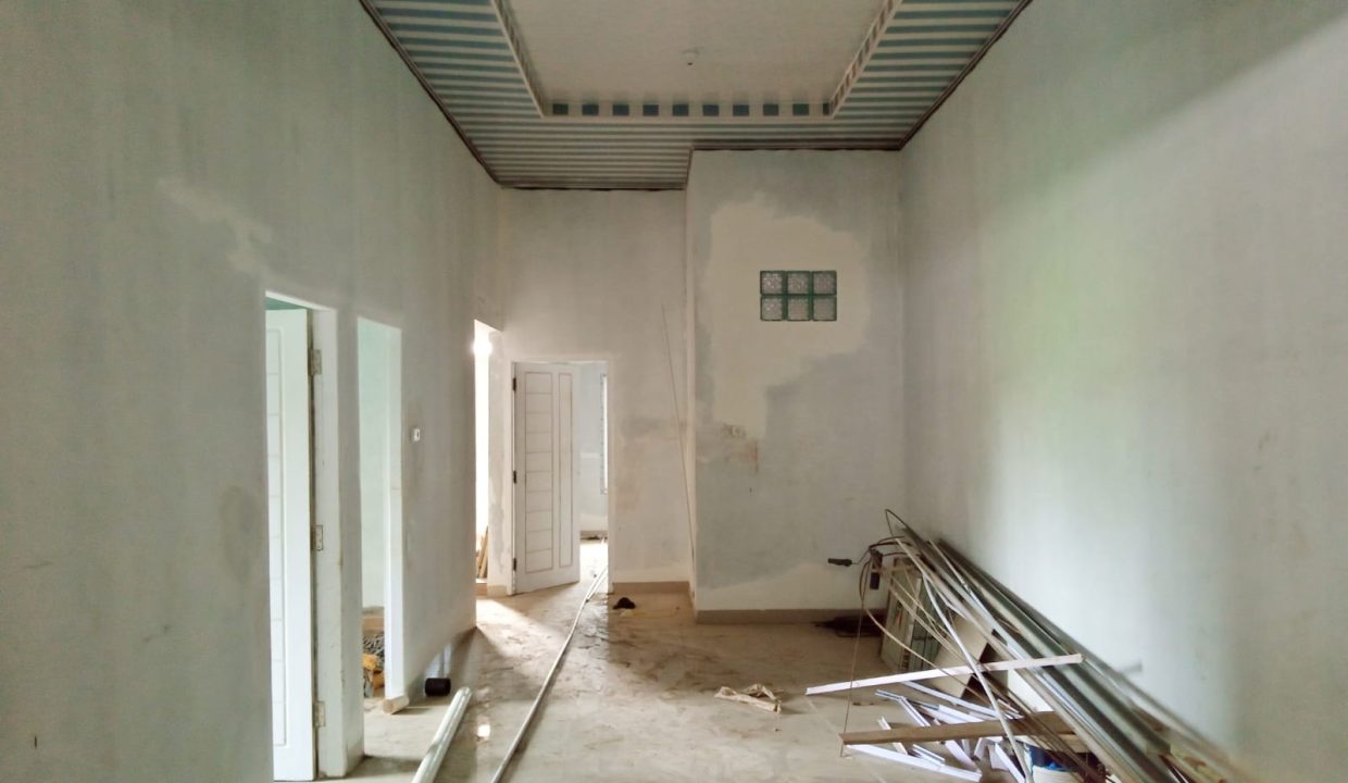 Dijual Rumah Baru di Kemang Manis (5)