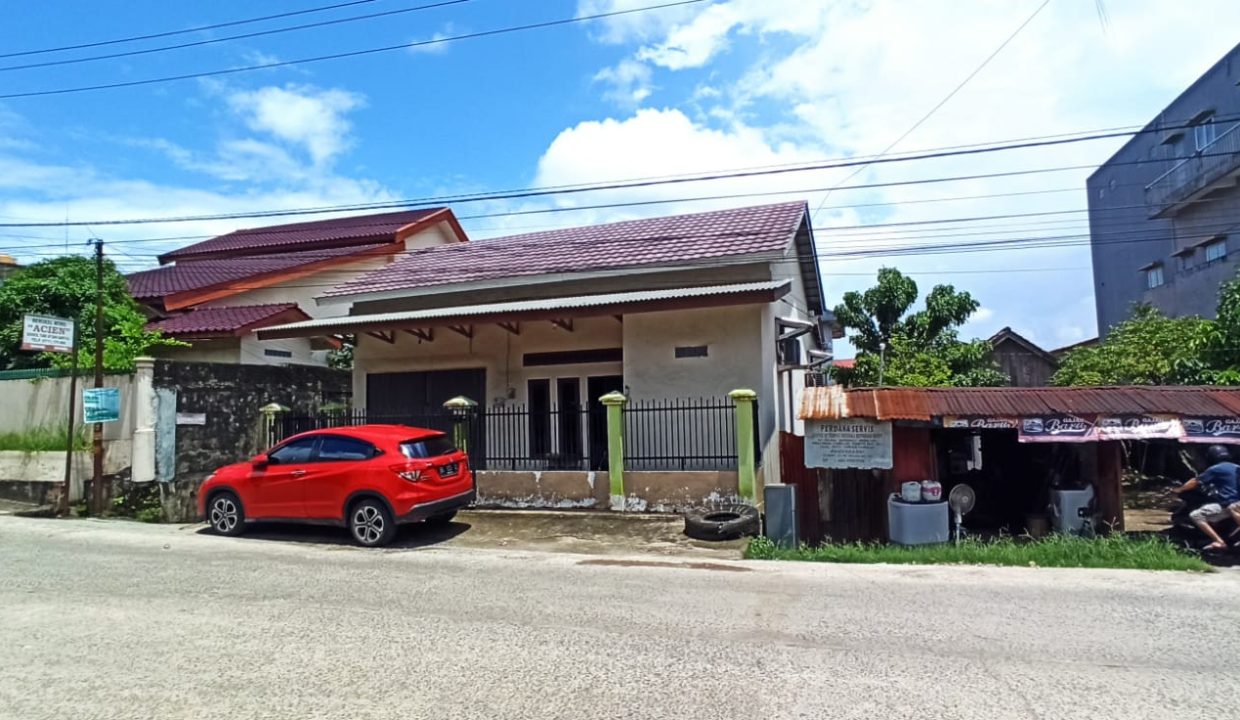 Dijual Rumah Depan Indomaret di Padang Selasa (2)