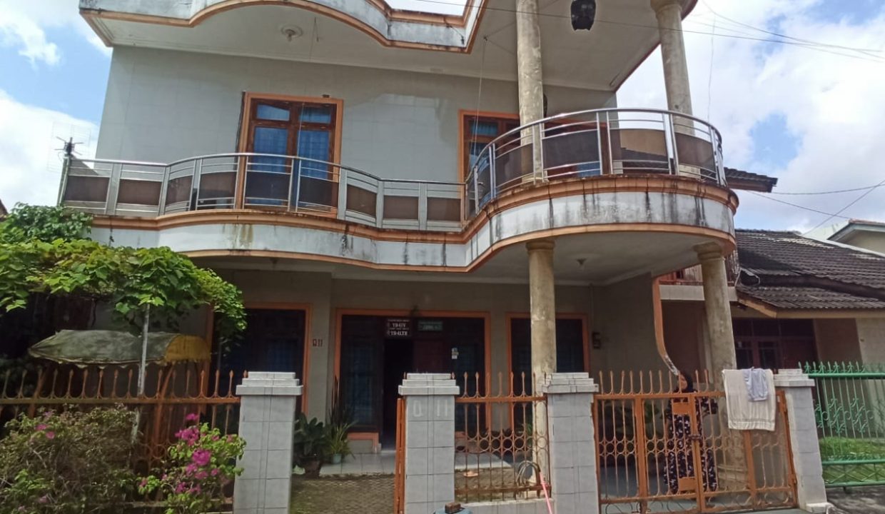 Dijual Rumah di Komplek Griya Damai Indah Dekat Indogrosir Kenten Laut (1)
