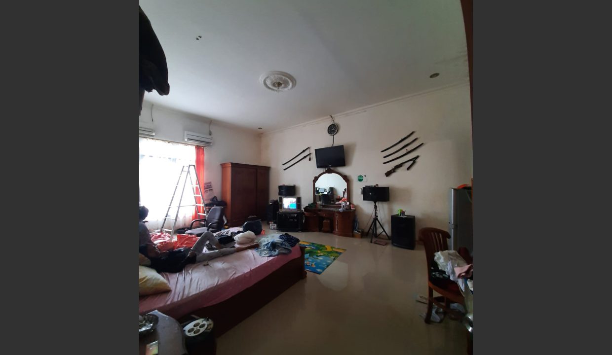Dijual Rumah di Komplek Griya Damai Indah Dekat Indogrosir Kenten Laut (4)