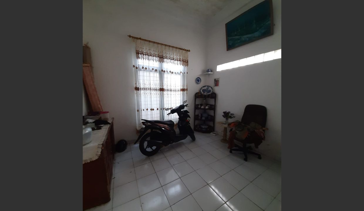 Dijual Rumah di Komplek Griya Damai Indah Dekat Indogrosir Kenten Laut (6)
