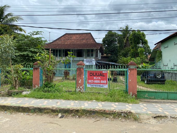 Dijual Tanah Bonus Rumah Jalan KH Azhari Plaju Palembang
