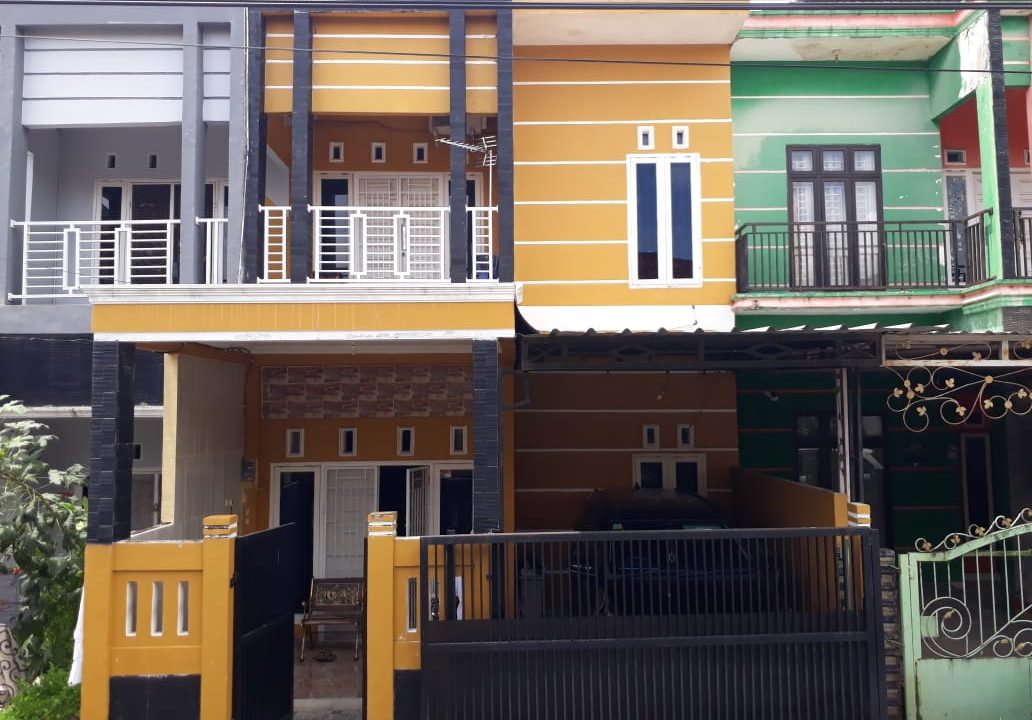 Rumah 2 lantai Bagus dan Siap Huni di Graha Masturah Jalan M.P Mangkunegara Palembang (0,1)