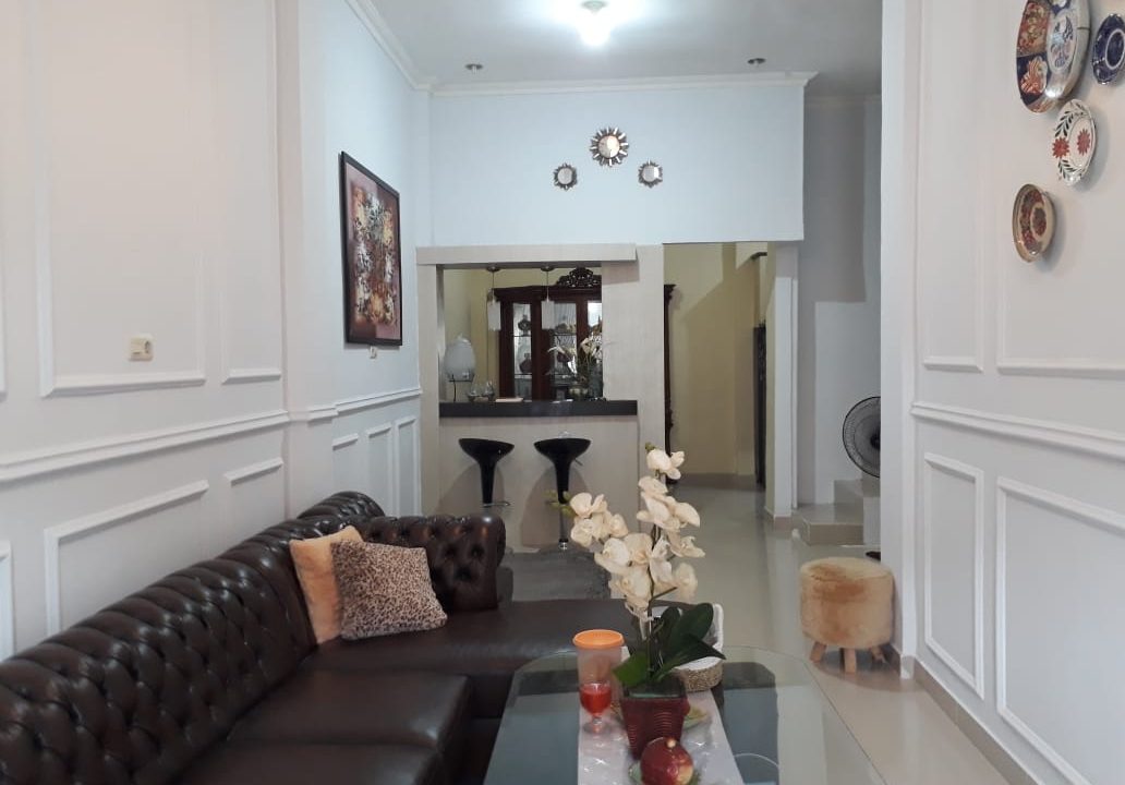 Rumah 2 lantai Bagus dan Siap Huni di Graha Masturah Jalan M.P Mangkunegara Palembang (2)