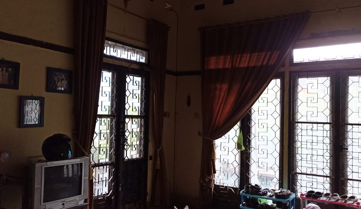 Rumah Besar jalan Kamboja (7)