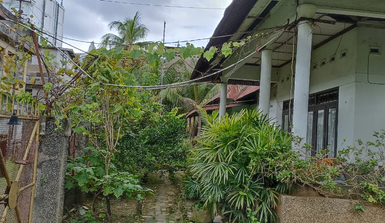 Rumah Besar jalan Kamboja (9)
