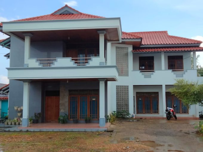 Dijual Rumah Besar Jalan Kancil Putih Demang Lebar Daun Palembang