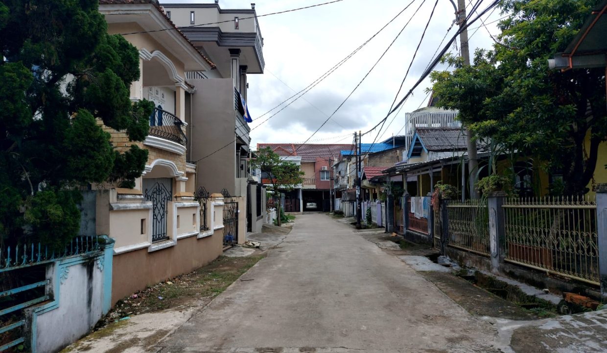 Rumah di Komplek Demang Hill Jl Demang V - Kawasan Demang Lebar Daun Palembang (6)