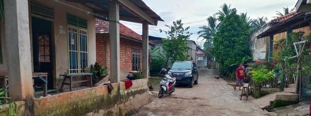 Tanah Keras Bonus 4 Rumah di Jln Saptamarga Palembang (3)