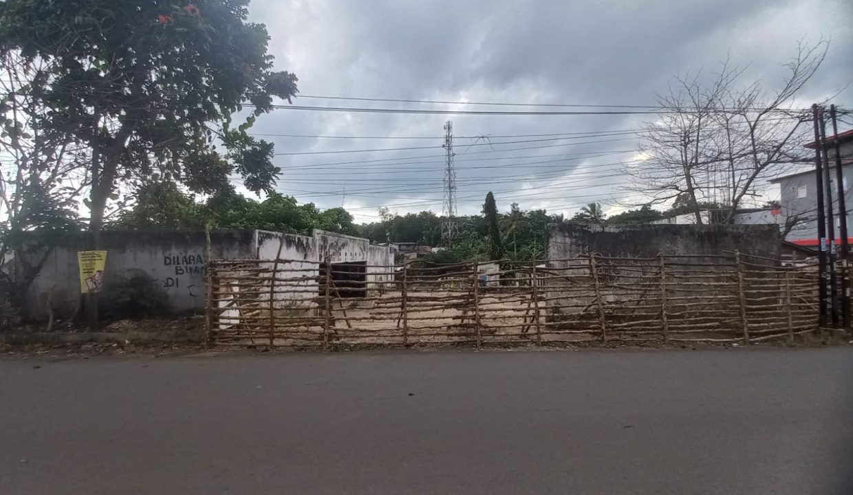 tanah luas siap bangun tengah kota di Jalan Riau puncak sekuning bukit besar (1)