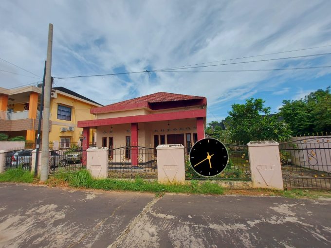 DIJUAL RUMAH TANAH LUAS JALAN PUTRI KEMBANG DADAR BUKIT SIGUNTANG PALEMBANG