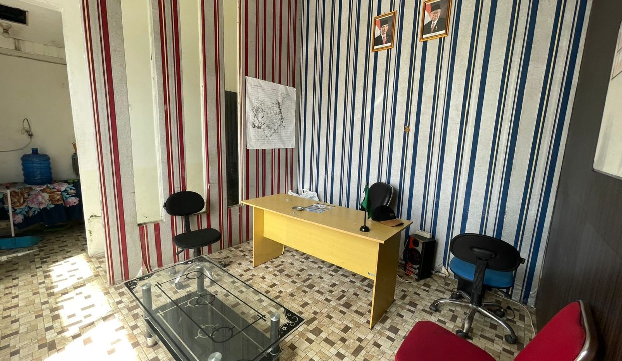 Dijual Ruko Jalan Abdul Rozak dekat PDAM(11)