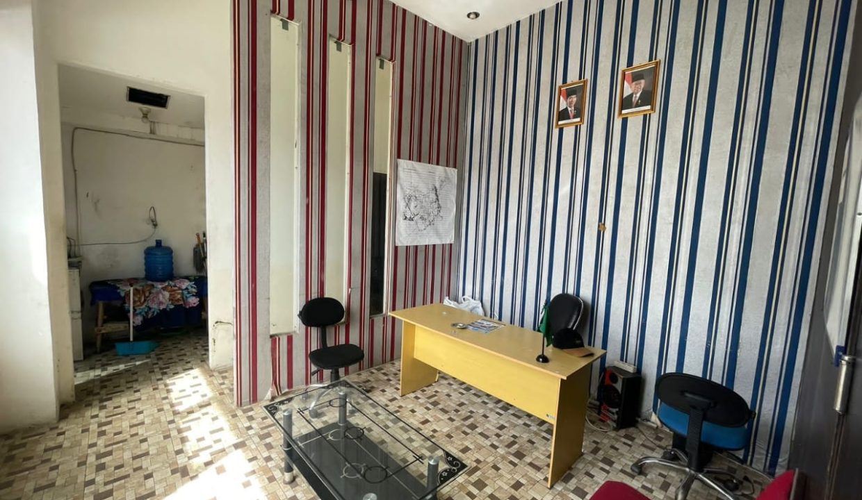 Dijual Ruko Jalan Abdul Rozak dekat PDAM(3)