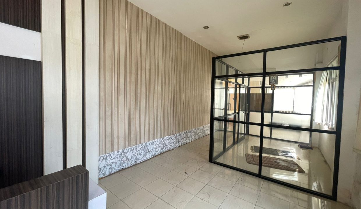 Dijual Ruko Jalan Abdul Rozak dekat PDAM(4)