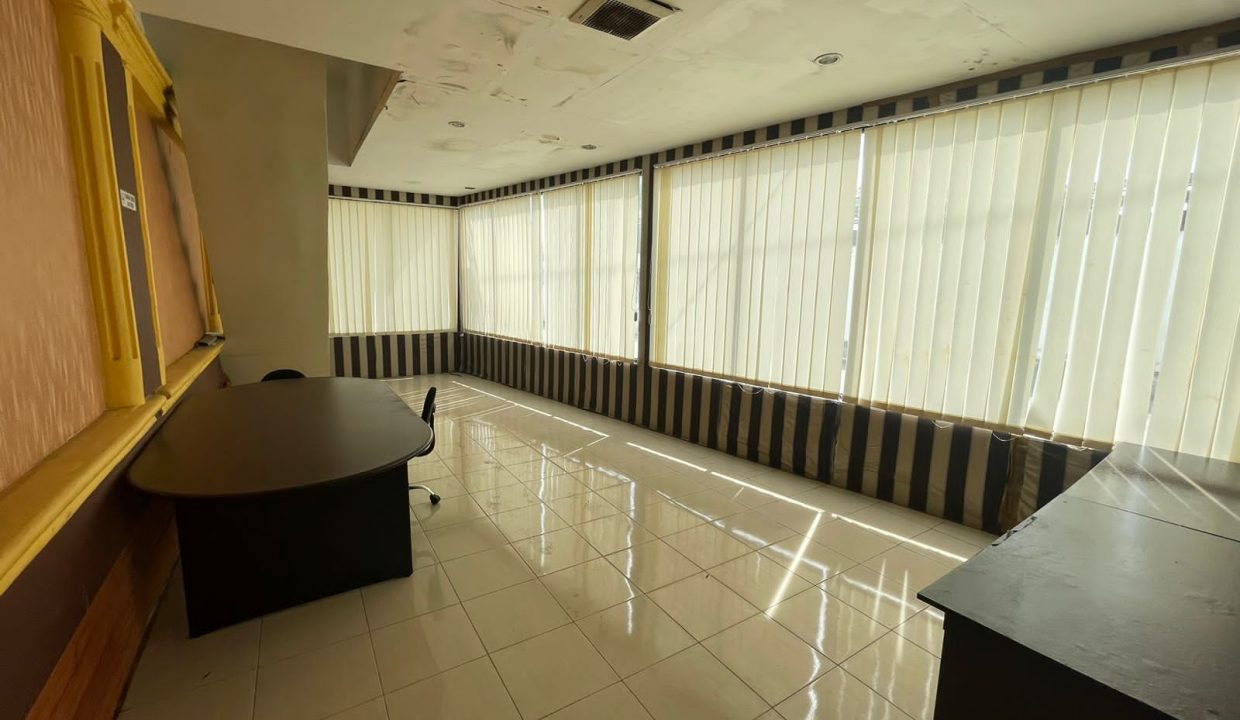 Dijual Ruko Jalan Abdul Rozak dekat PDAM(7)