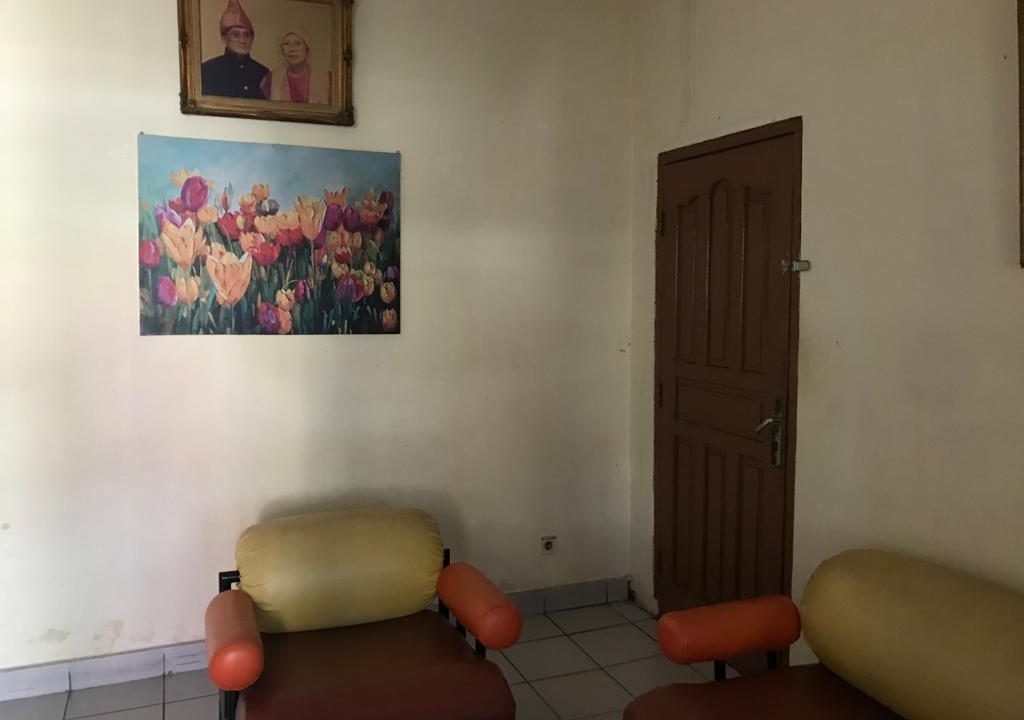 Dijual rumah lama Tengah Kota Palembang (4)