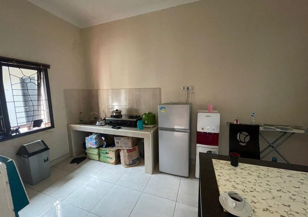 Jalan Wayhitam Demang lebar Daun (10)