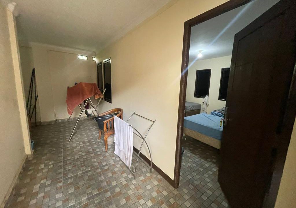 Jalan Wayhitam Demang lebar Daun (6)