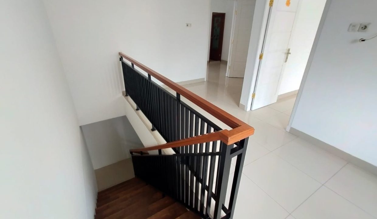 Perum Joefi Kebun Bunga (13)