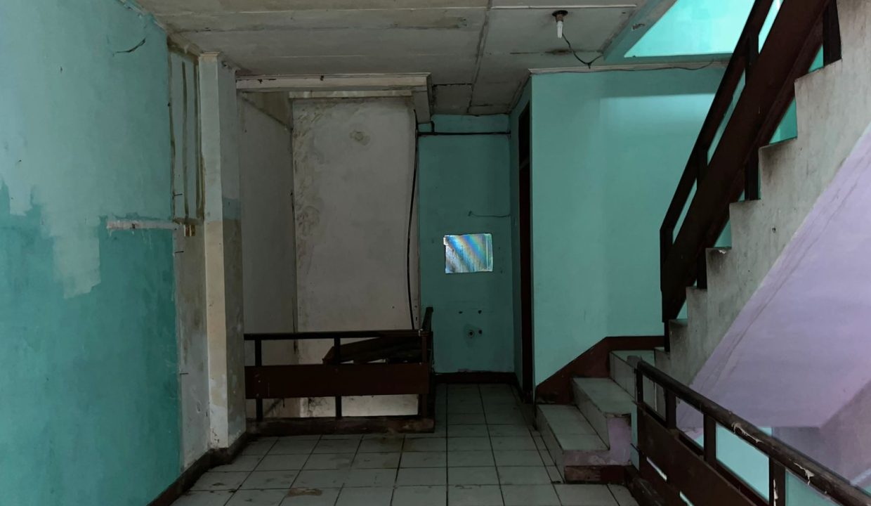 Ruko Ilir Barat Permai (5)