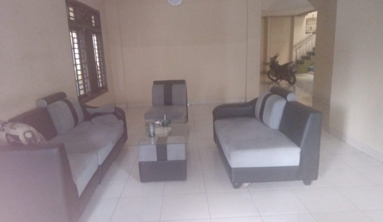Rumah Jalan Seruni (1,4)