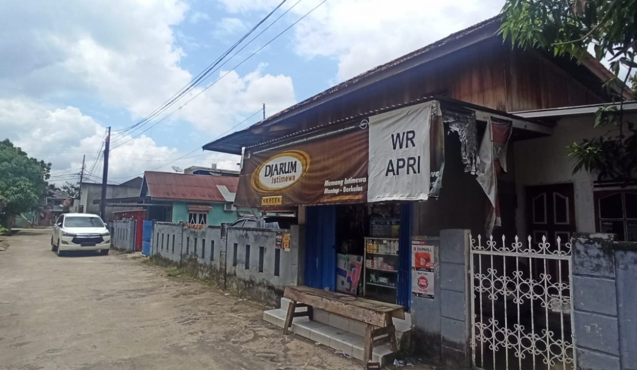 Rumah Kemang Manis (1,10)
