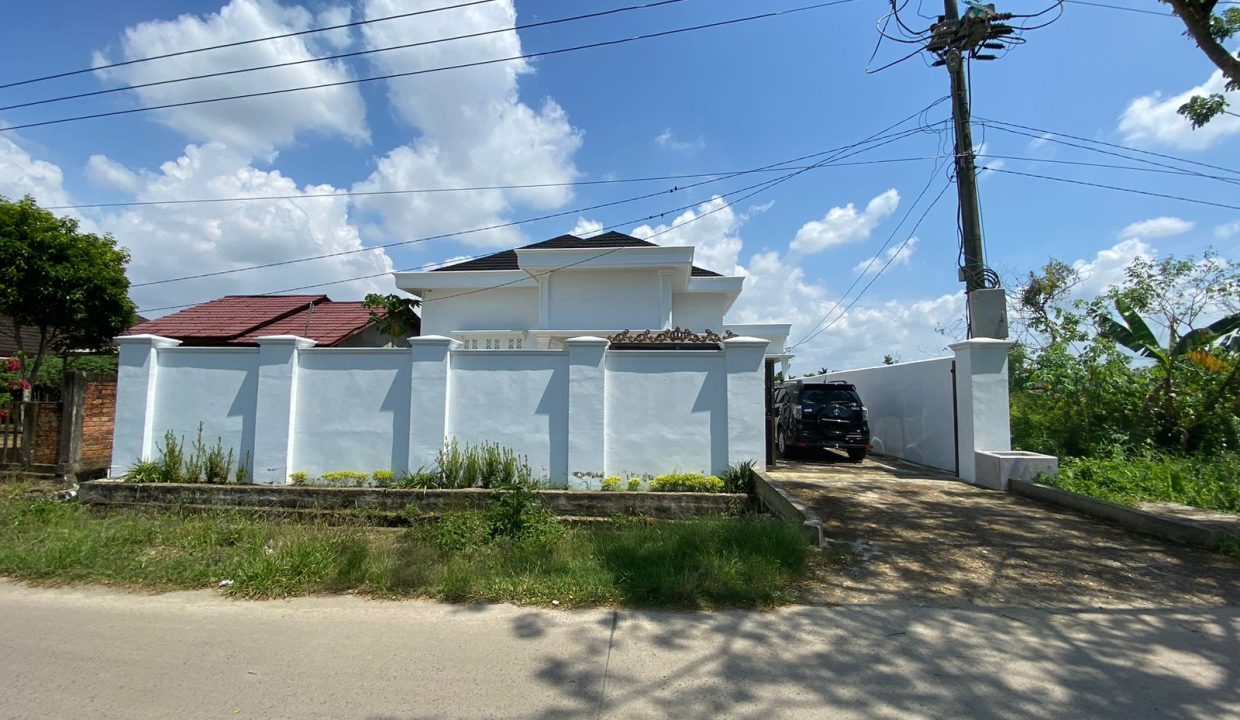 Rumah Terawat Sematang Borang (2)