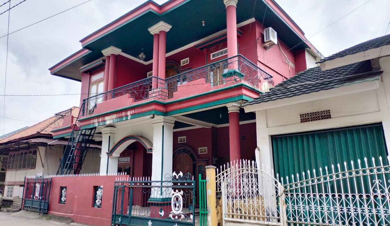 Rumah dekat RS Moh Husein (1)