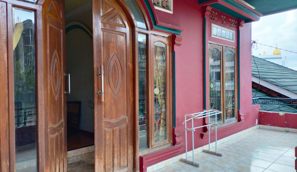 Rumah dekat RS Moh Husein (1,0)