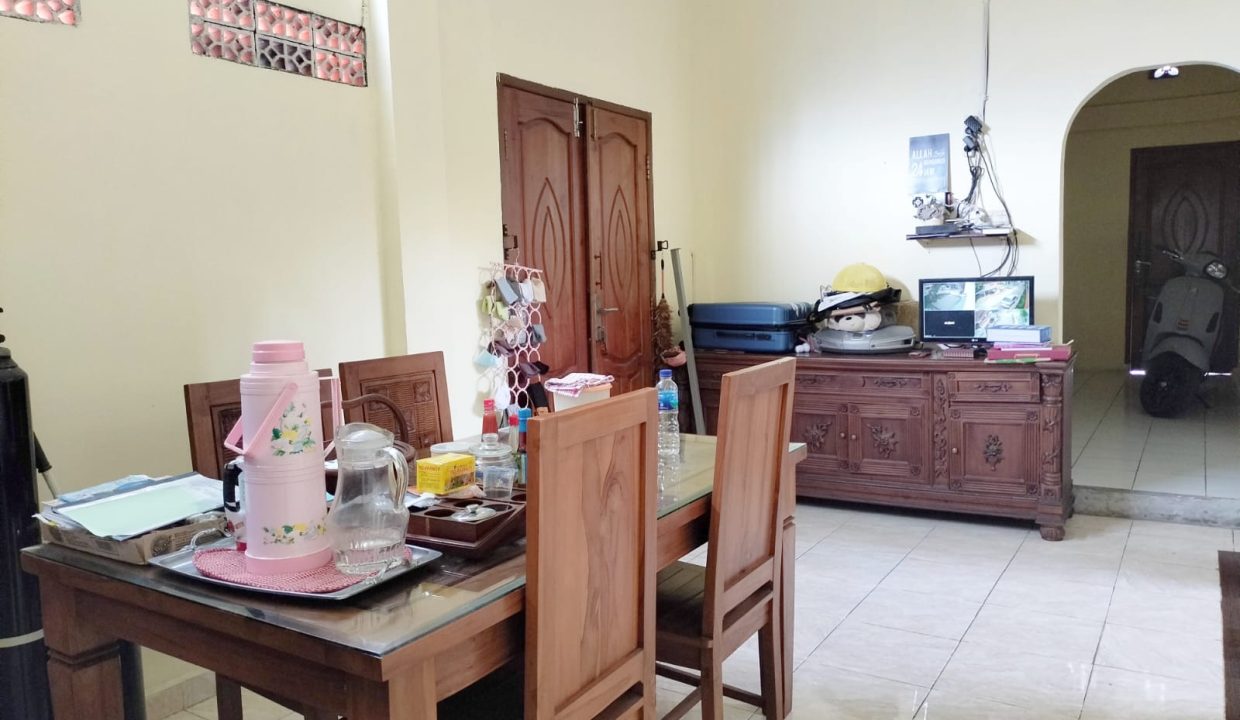 Rumah dekat RS Moh Husein (8)