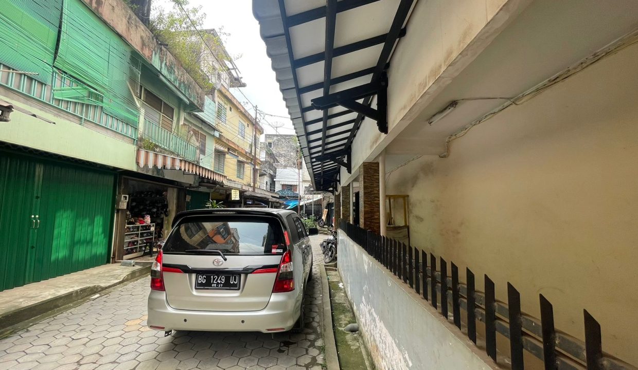 4 Ruko Jalan Kepandean (10)