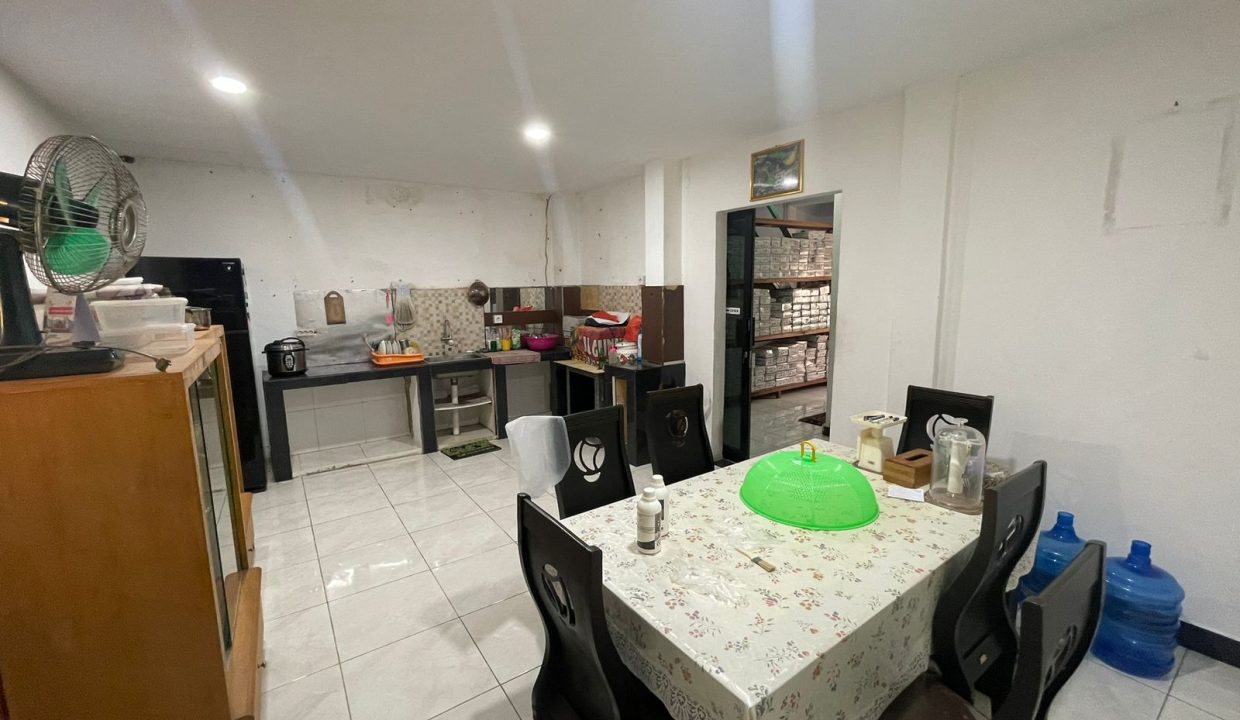 4 Ruko Jalan Kepandean (3)