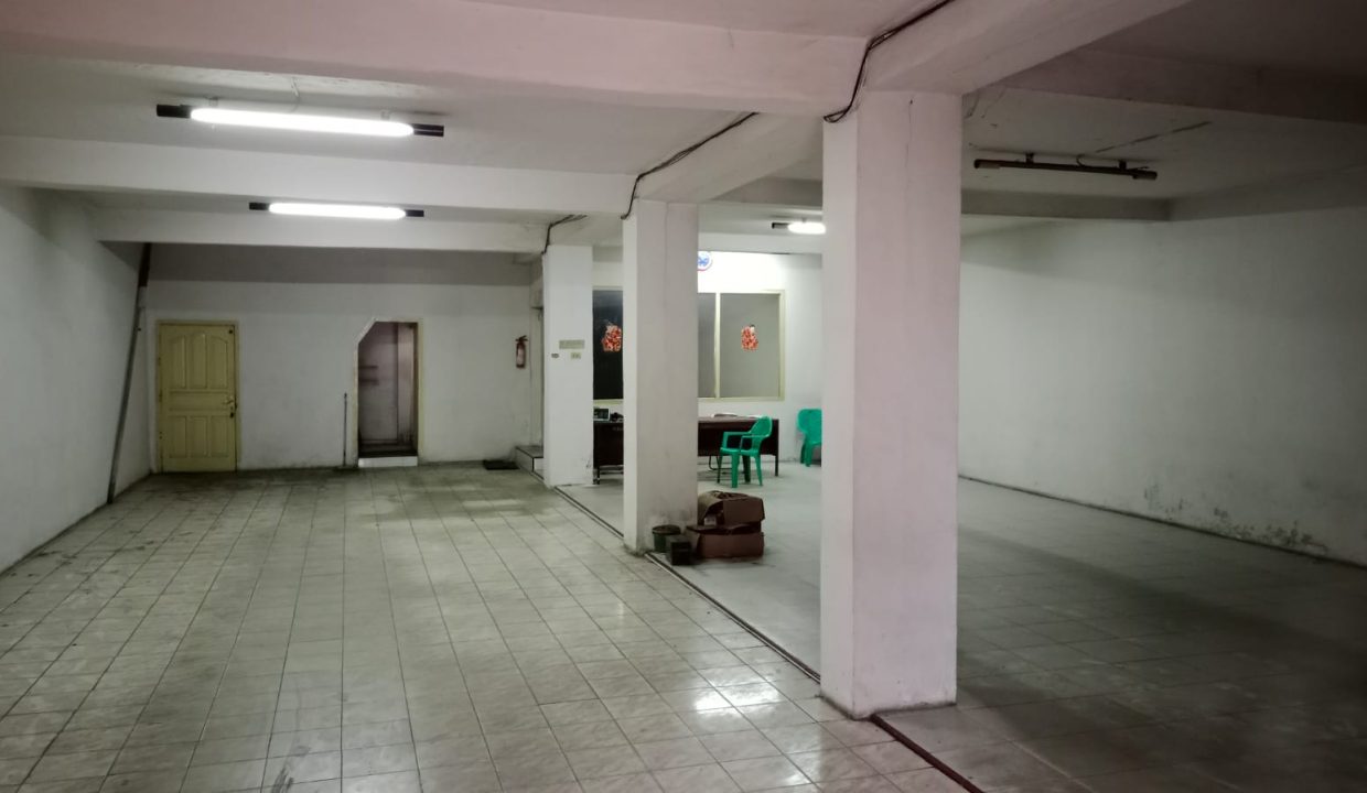 DiSewakan Ruko 2 Pintu plong 2.5 lantai Di Jln Jend. Sudirman Palembang (7)