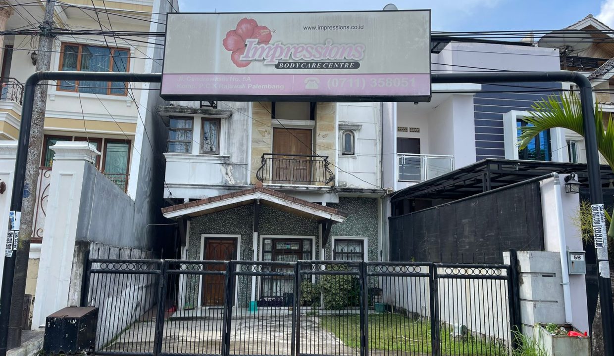 Rumah Jalan Cendrawasih (1)