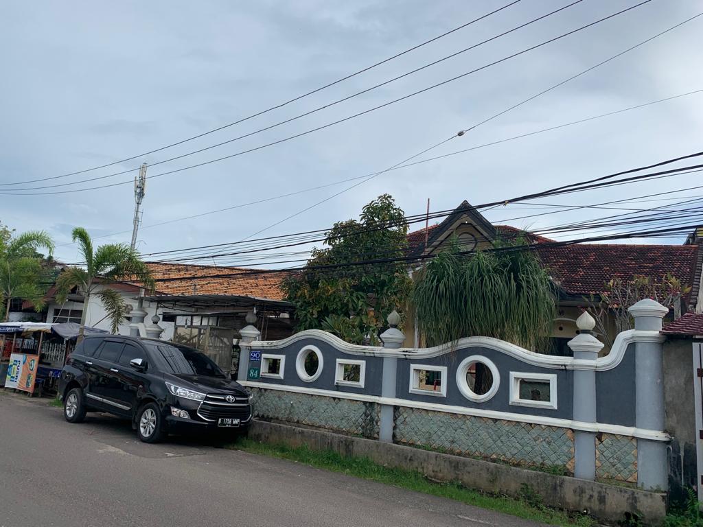Rumah dekat Polsek Lemabang Jalan Ratu Sianum Palembang