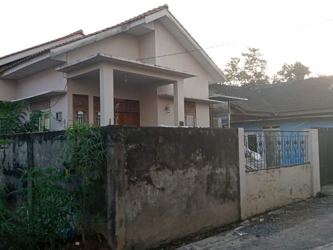 Dijual Rumah Asri dan Terawat Area Tanjung Barangan dekat Jalan Soekarno Hatta Palembang