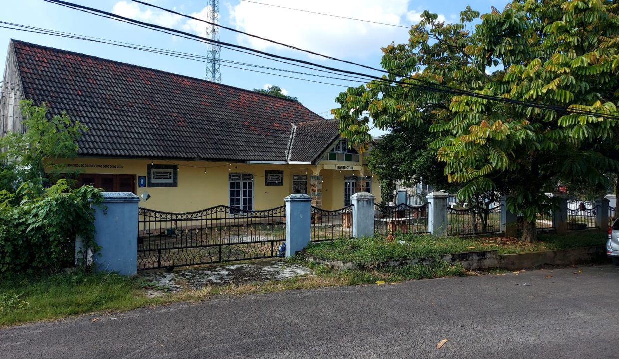 Tanah Komersial Bonus Rumah Jalan Cek Bakar (3)