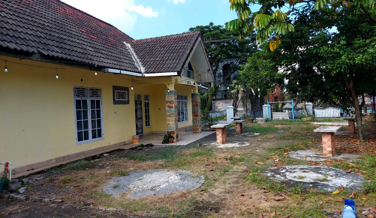 Tanah Komersial Bonus Rumah Jalan Cek Bakar (5,1)