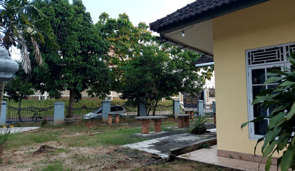 Tanah Komersial Bonus Rumah Jalan Cek Bakar (6)