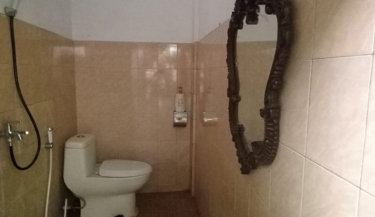 Townhouse Basuki Rahmat (7)