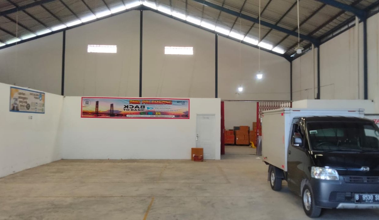 Gudang Cosmo Bizland (1)