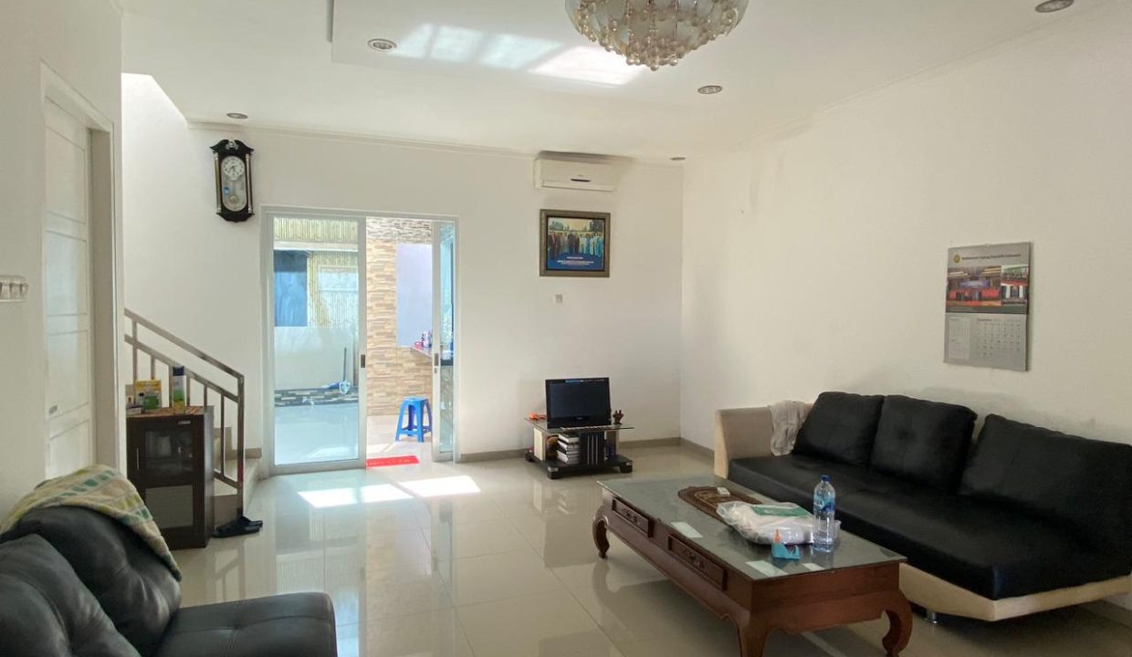 Rumah Komplek Oasis (4)