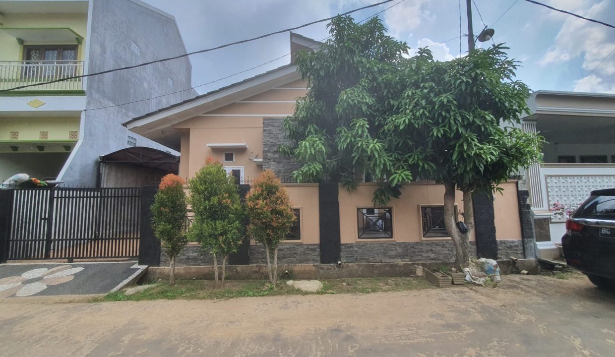 Rumah Komplek Sukarami Permai (0,7)
