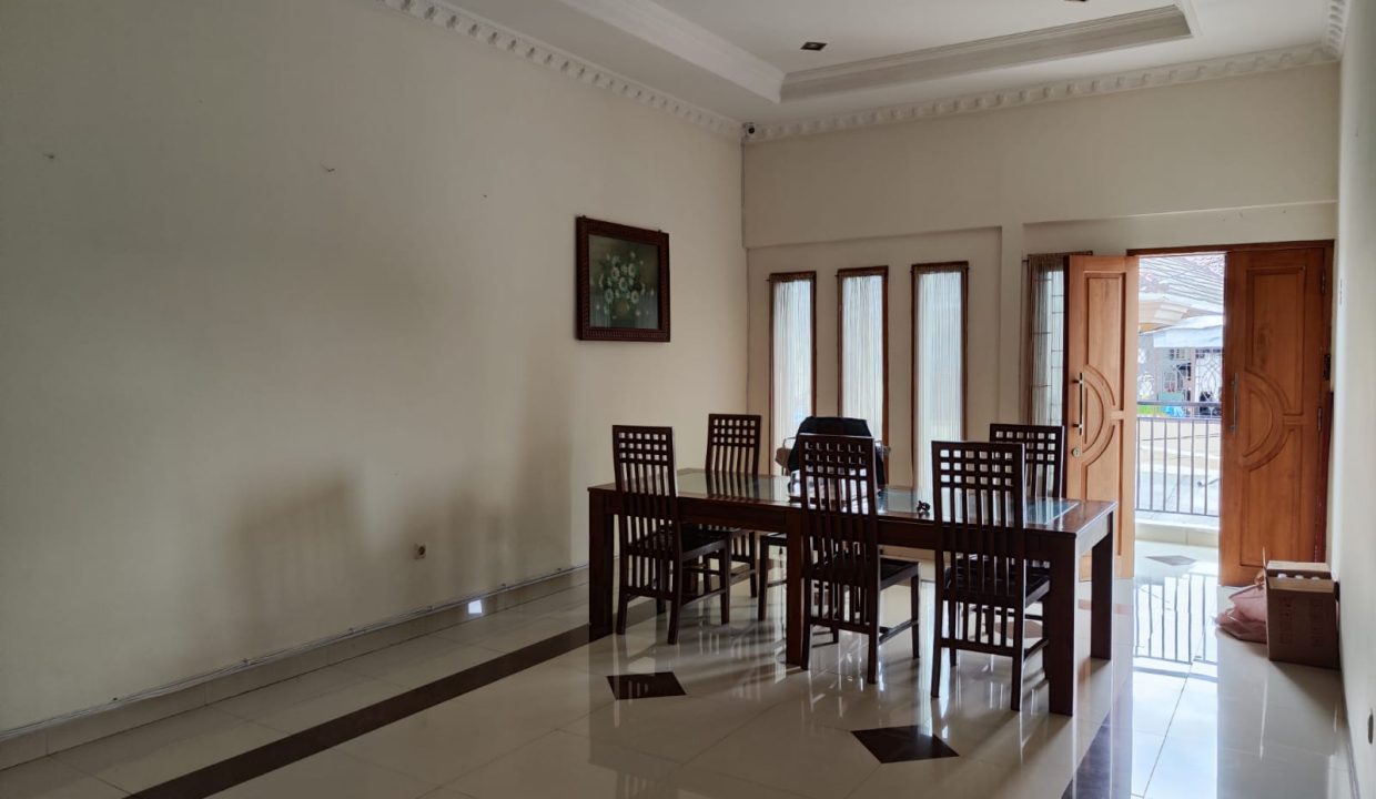 Rumah Villa Laguna (10)