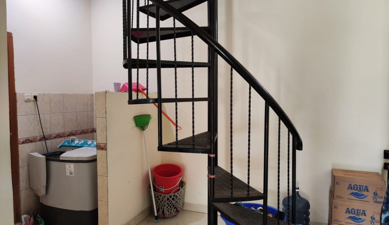 Rumah Villa Laguna (2)