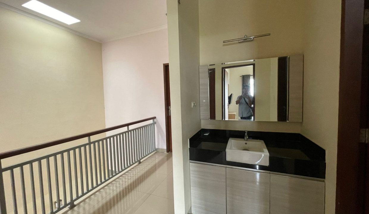 Rumah Basuki Rahmat (14)